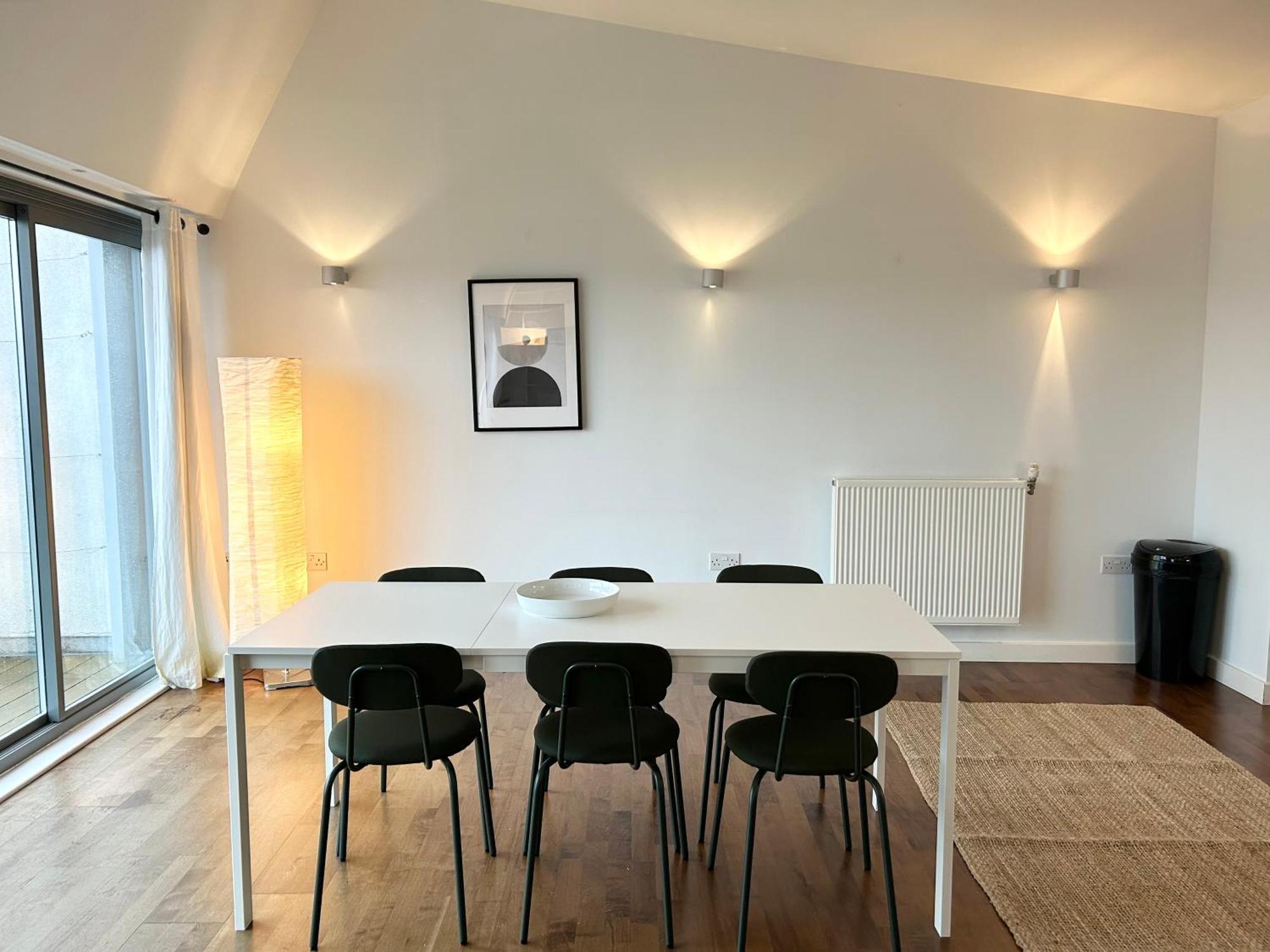 Appartamento In Style: Modern 2-bed In Trendy Area Londra